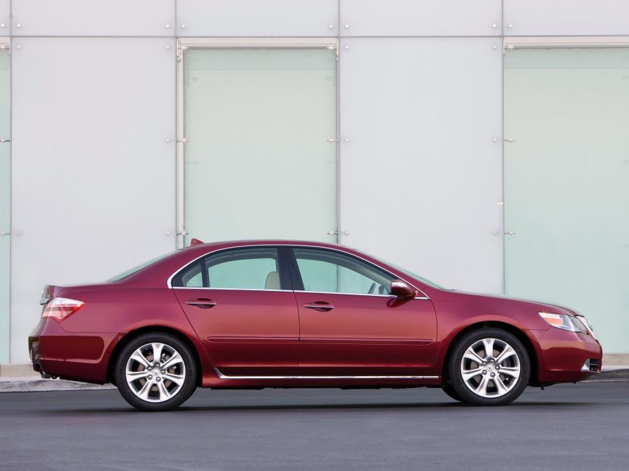  Acura RL 2008 года  (фото 1 из 85)